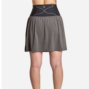 Tommie Copper Back Support Skort